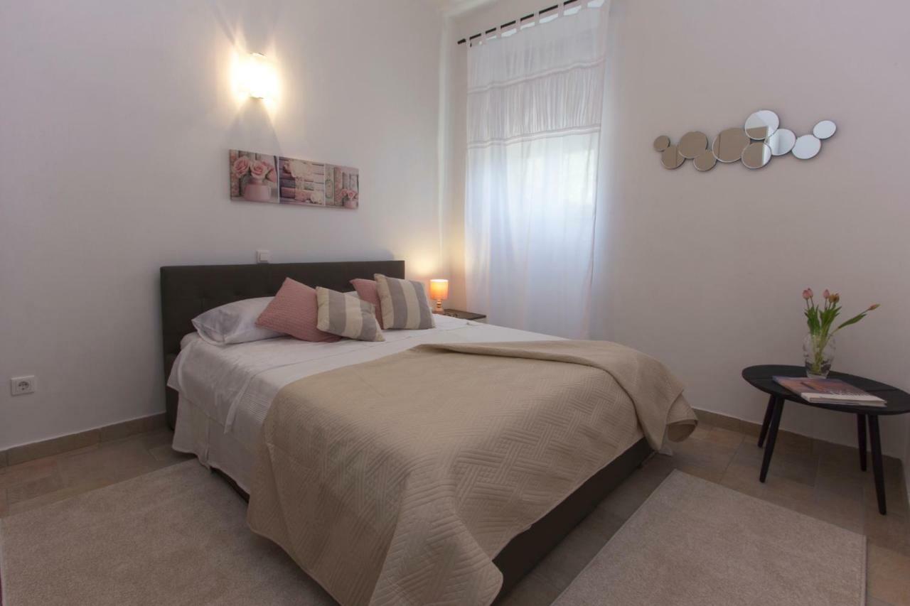 Apartment Ema Zadar Eksteriør bilde